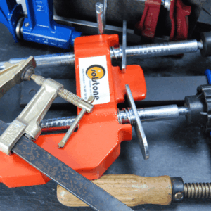 FIJACIÓN Y NIVELACIÓN